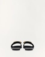 VLOGO SIGNATURE SLIDE SANDAL IN GRAINY COWHIDE WITH ACCESSORY - Image 5